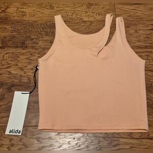 Nwt Womens Alida Tank Size Medium